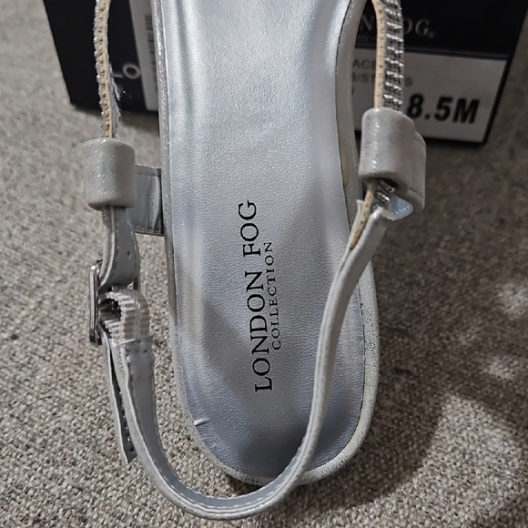 London Fog "Macey" wedge dress sandals.Silver - Picture 8 of 8